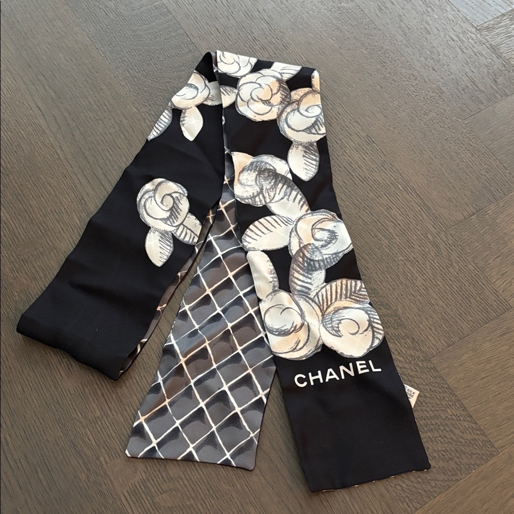 Chanel silk twilly scarf black white cream flowers and geometric print